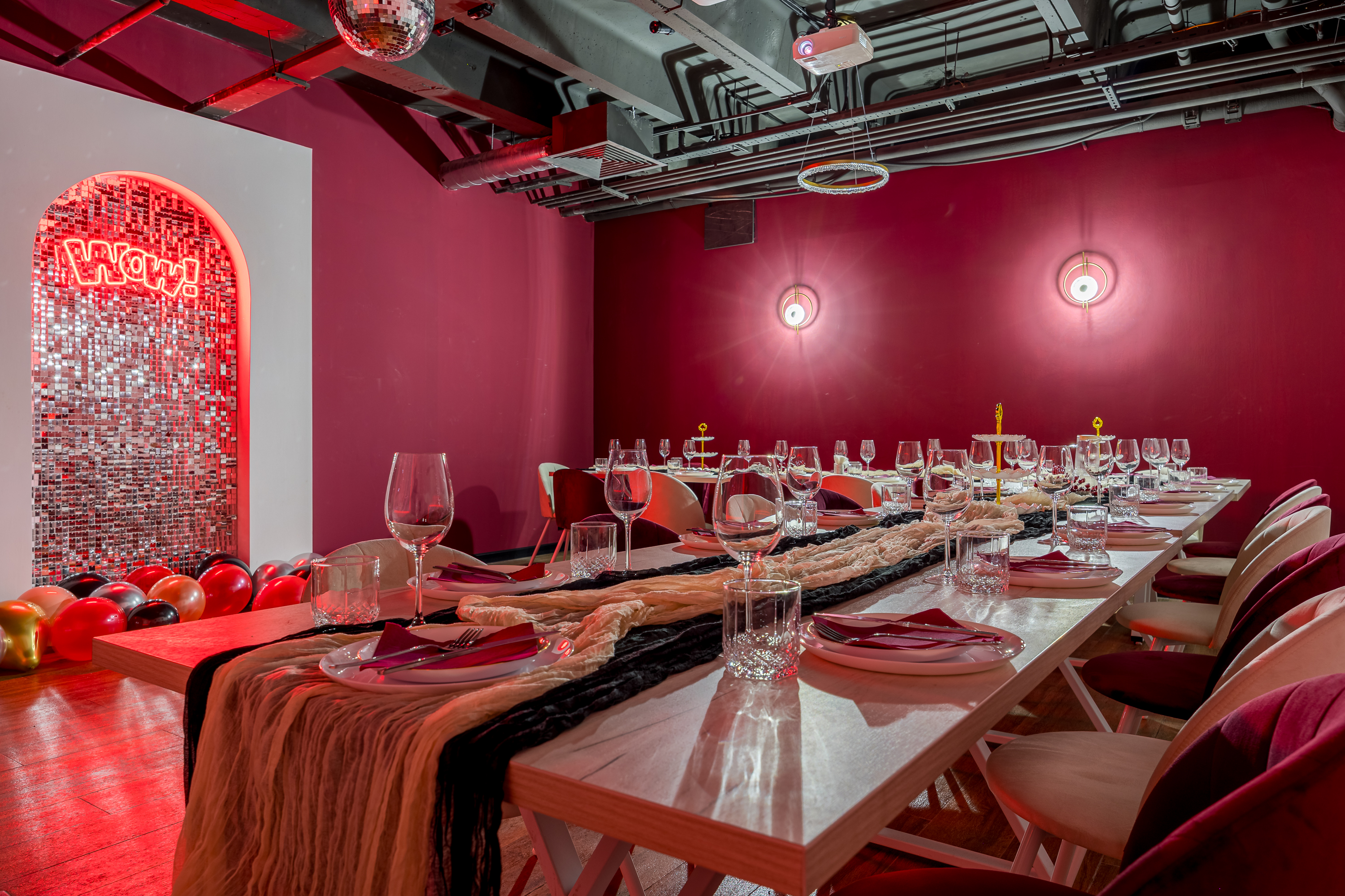 Лофт «Vibes Loft | Новые лофты на Селигерской (зал Holiday)» – фото №4