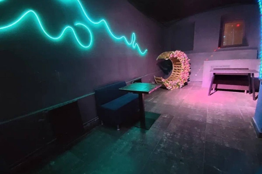Бар «Neon Loft» – фото №2