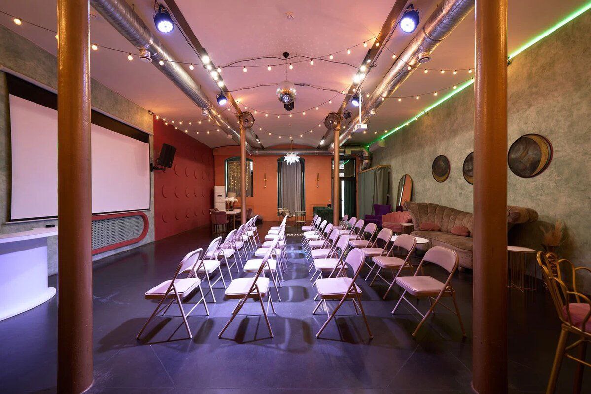 Конференц-Зал «Просторный зал "МЕМФИС" для деловых мероприятий на Бауманской» – фото №2